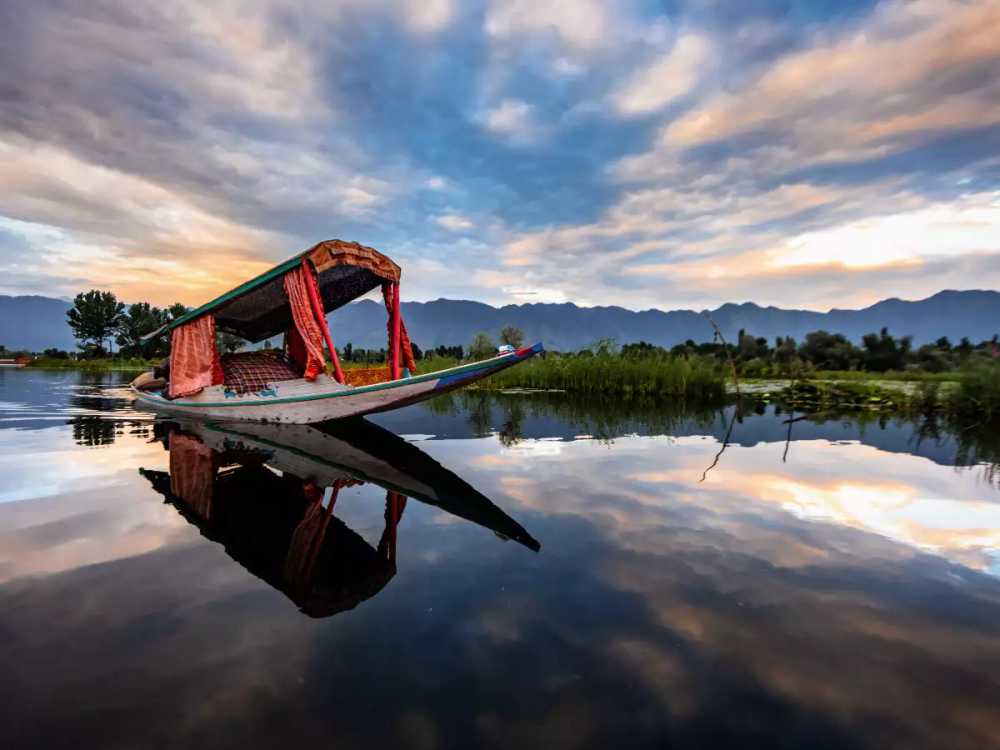 Explore Kashmir To Know Why Is It Called 'Heaven On Earth