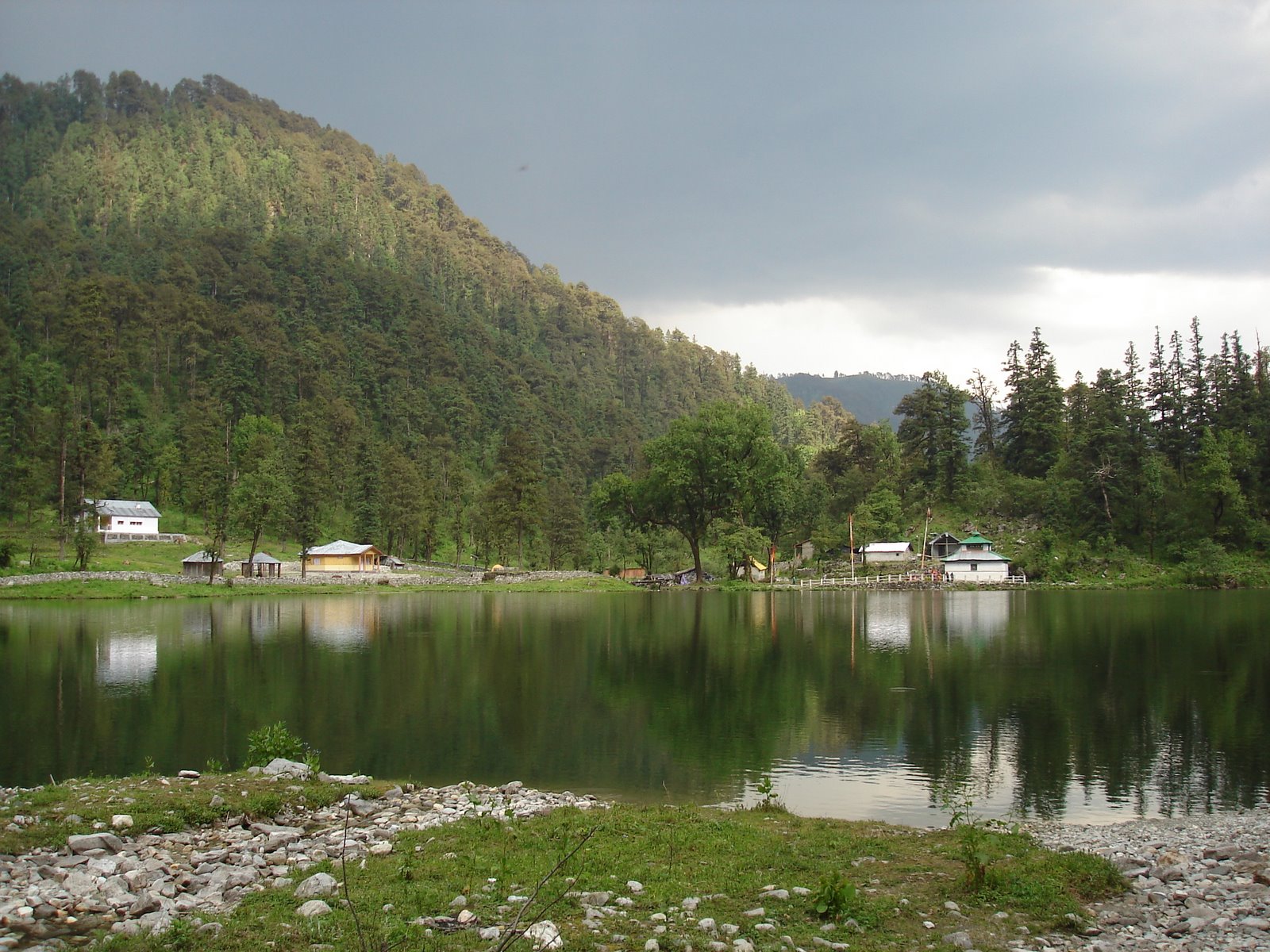 Spiritualize Yourself In Abode Of Lord Ganesha: Dodital Lake