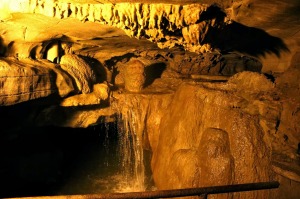 Grab The Amazing Tour Package To Belum Caves Grab The Amazing Tour Package To Belum Caves