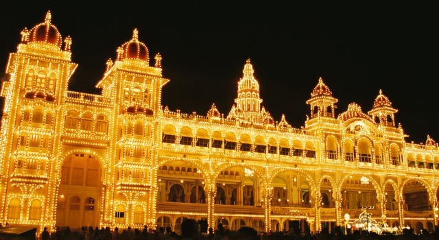 Visiting the Grand Building of Mysore – Mysore Palace