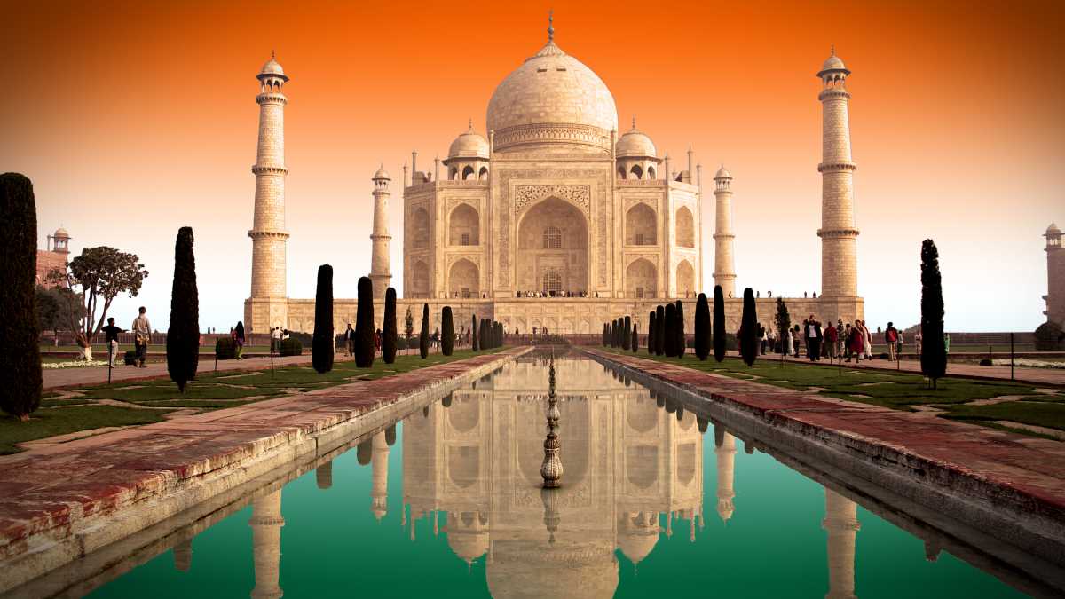 Top 10 Places in Golden Triangle Tour India