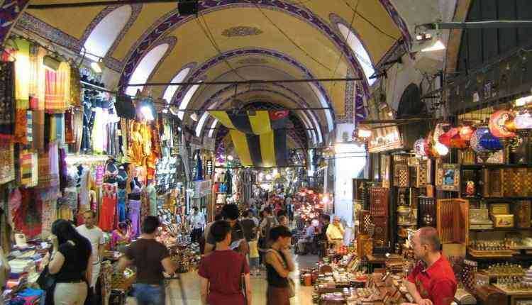 shopping street mumbai