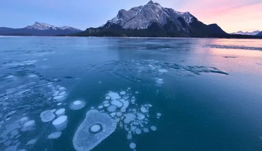 Abraham Lake, Alberta