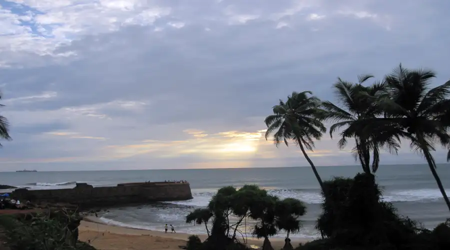 Sinquerim Beach (For Dolphin Safari)