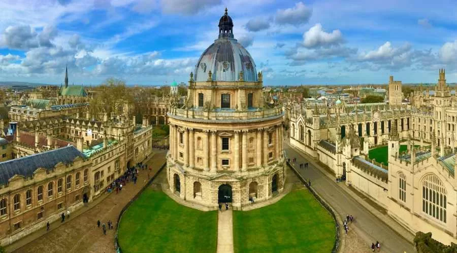 Oxford - famous cities in UK