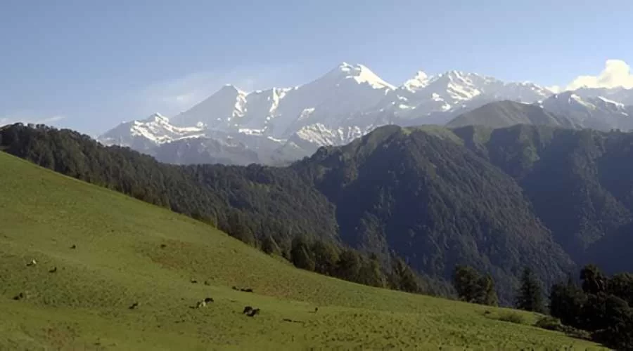 Dayara Bugyal Trek in Uttarakhand Tour