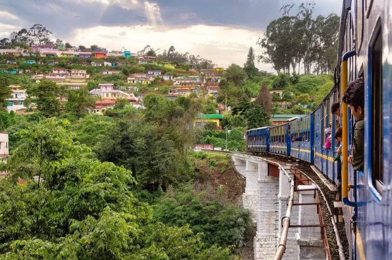 best train journeys in India image