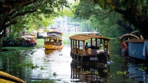 A Guide to the Best Places in Kerala for Family Vacations A Guide to the Best Places in Kerala for Family Vacations
