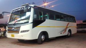 27 Seater Luxury Bus Pictures