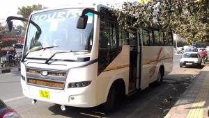 27 Seater Luxury Bus Pictures