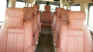 9 Seater Luxury Tempo Traveller