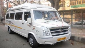 9 Seater Luxury Tempo Traveller