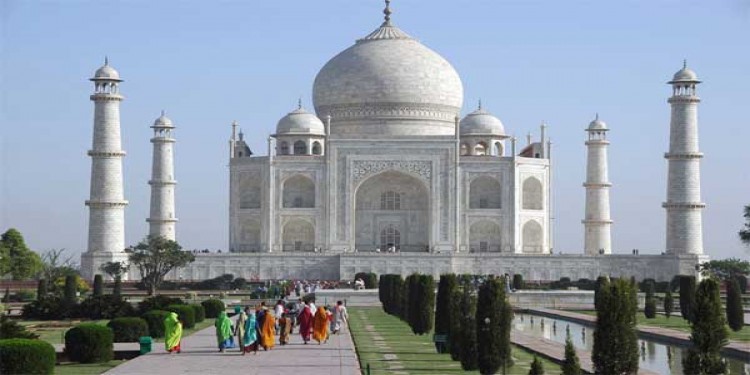 Taj Mahal with Jim Corbett National Park Tour