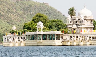 Golden Triangle with Udaipur Lake City Tour Package