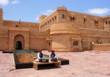Popular Palaces and Forts in Rajasthan