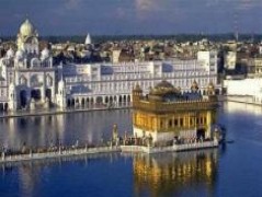 Visit Golden Temple Sikh Temple in Punjab Amritsar